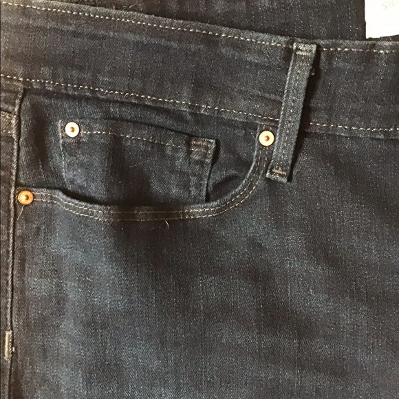 Women’s plus Size Levi’s signature jeans - Picture 4 of 6